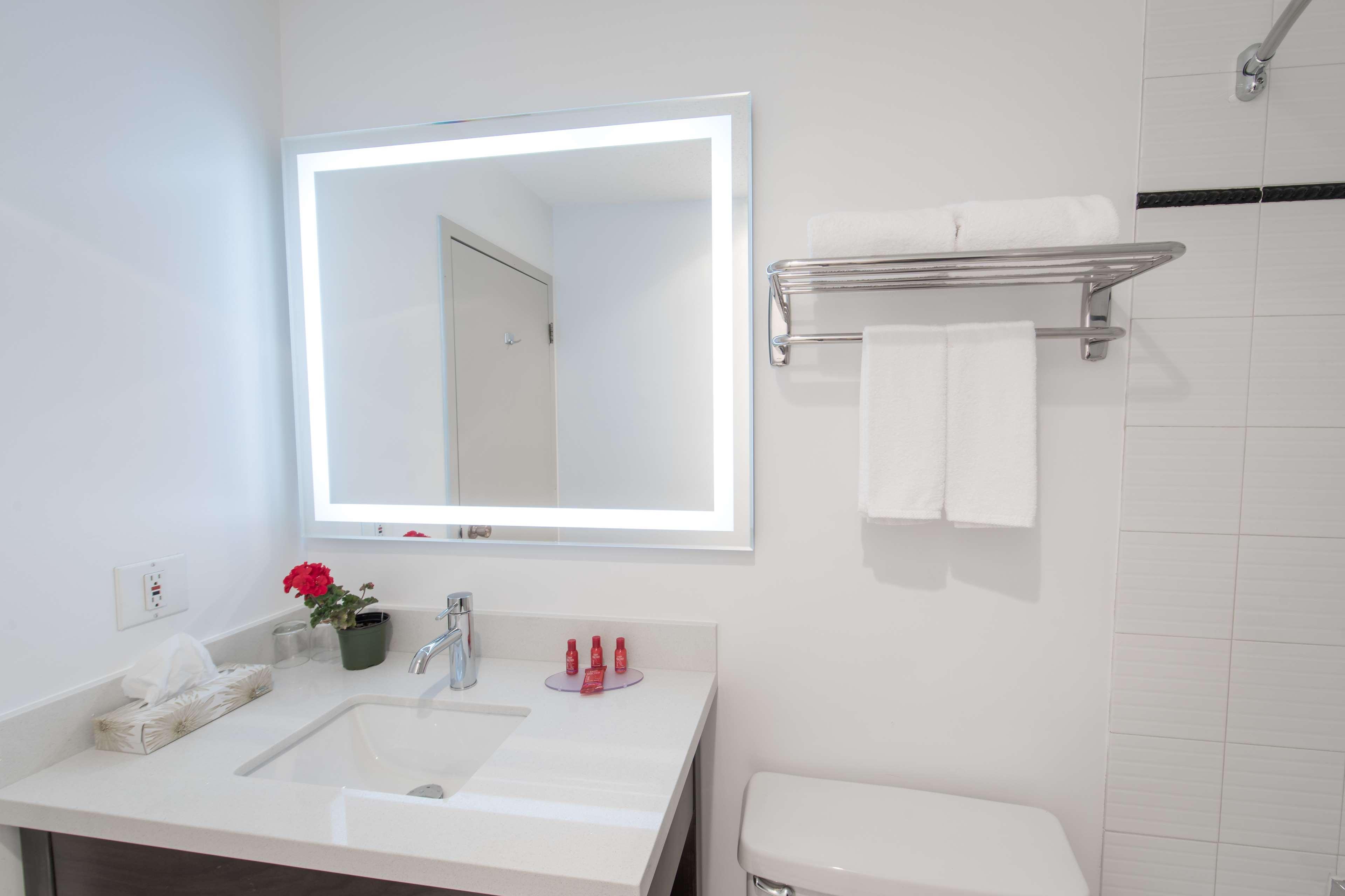 Surestay Hotel By Best Western Каслгар Екстер'єр фото