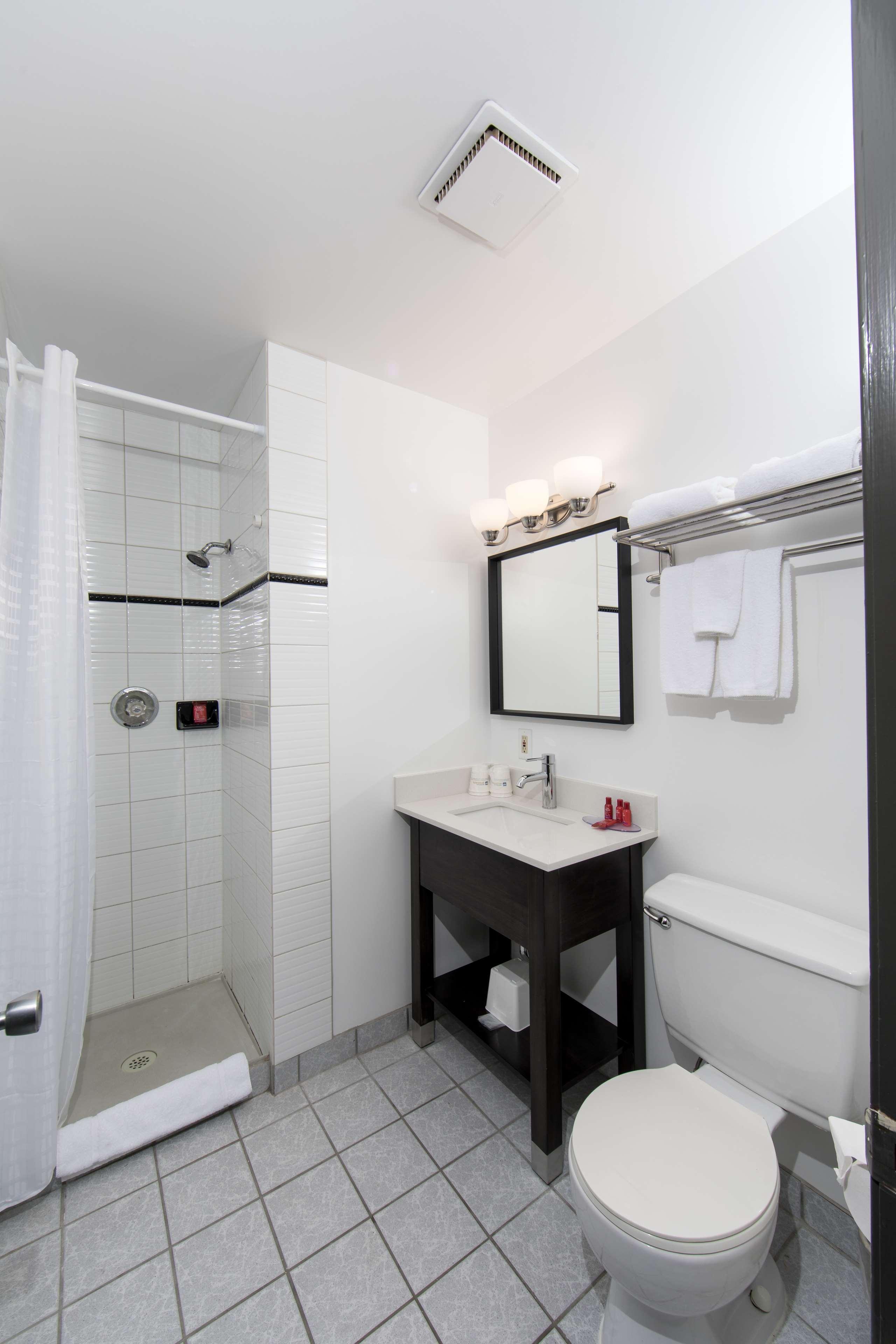 Surestay Hotel By Best Western Каслгар Екстер'єр фото